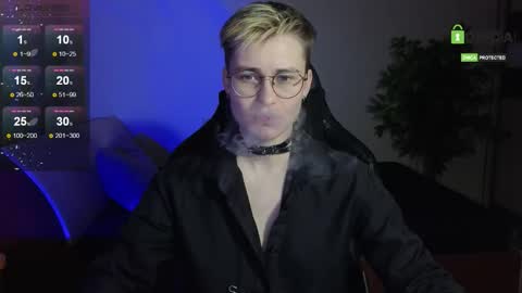 Snapshot of joan_night chatting on December 1, 2025, 6:35 pm J online show from December 1, 2025, 6:35 pm