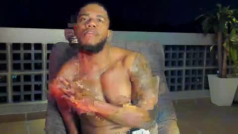 Snapshot of joan_saenz chatting on December 21, 2024, 5:47 am JOAN SAENZ online show from December 21, 2024, 5:47 am