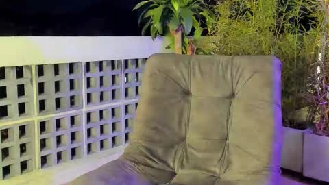 Snapshot of joan_saenz chatting on December 25, 2024, 5:37 am JOAN SAENZ online show from December 25, 2024, 5:37 am