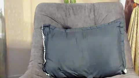 Snapshot of joan_saenz chatting on February 27, 2025, 3:36 am JOAN SAENZ online show from February 27, 2025, 3:36 am