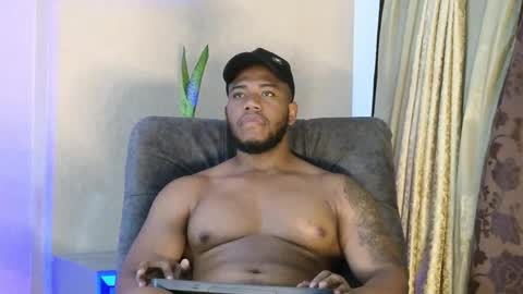 Snapshot of joan_saenz chatting on September 17, 2025, 10:11 pm JOAN SAENZ online show from September 17, 2025, 10:11 pm