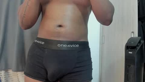 JOAN SAENZ online show from January 15, 2026, 6:44 pm