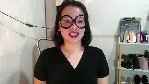 Joana online show from February 5, 2025, 1:04 am