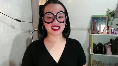 Joana online show from February 24, 2025, 11:09 pm