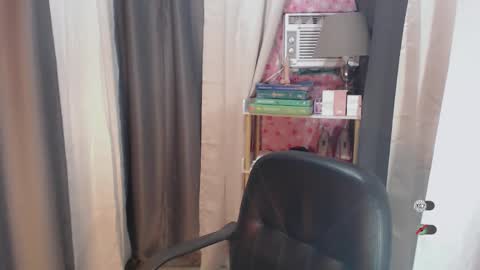 Joana online show from March 12, 2026, 8:04 pm