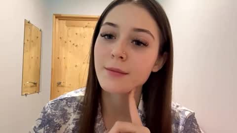 Adel online show from January 8, 2026, 7:16 pm