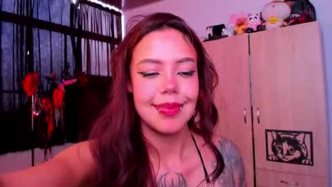 Snapshot of joandoll chatting on January 18, 2026, 5:17 pm Joan online show from January 18, 2026, 5:17 pm