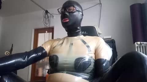 The sweetest toy online show from December 6, 2024, 1:00 pm