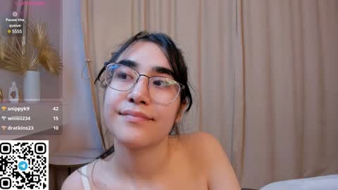 Snapshot of joangoulder chatting on January 18, 2025, 3:59 pm Mia online show from January 18, 2025, 3:59 pm