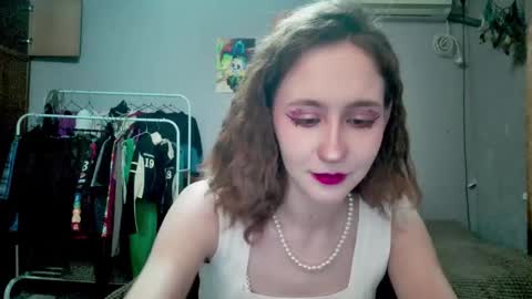 Joannatompson online show from September 18, 2025, 1:18 am