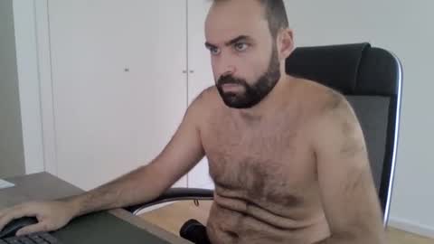 joaodias_18 online show from September 15, 2025, 2:39 pm
