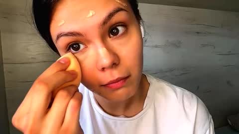 Mila online show from March 17, 2026, 9:01 am