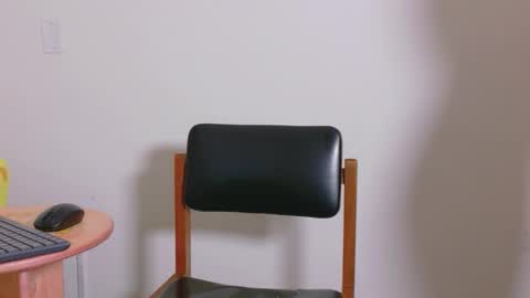 Jhulia online show from November 26, 2025, 10:33 pm