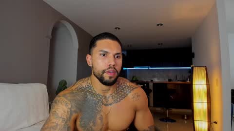 joe_esthetic online show from February 1, 2025, 1:44 am