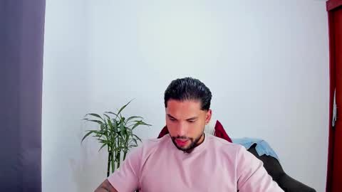 joe_esthetic online show from October 31, 2025, 7:37 pm