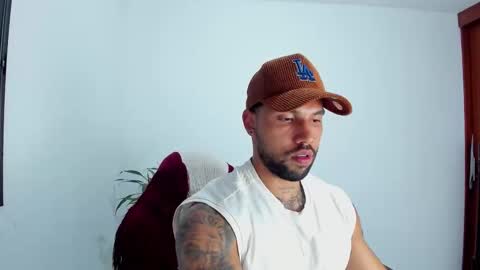 joe_esthetic online show from November 5, 2025, 1:16 am