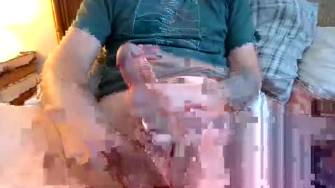 Snapshot of joeblow2525 chatting on March 9, 2026, 9:19 pm joeblow2525 online show from March 9, 2026, 9:19 pm