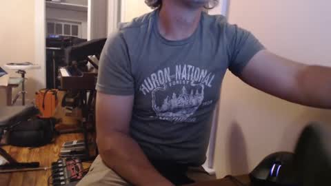 Snapshot of joebo7575 chatting on October 6, 2025, 3:15 am joebo7575 online show from October 6, 2025, 3:15 am