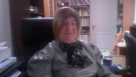 Snapshot of joelatex chatting on October 15, 2025, 8:36 am Joelatex online show from October 15, 2025, 8:36 am
