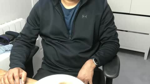 Snapshot of joeshades21 chatting on January 23, 2025, 10:22 am joeshades21 online show from January 23, 2025, 10:22 am