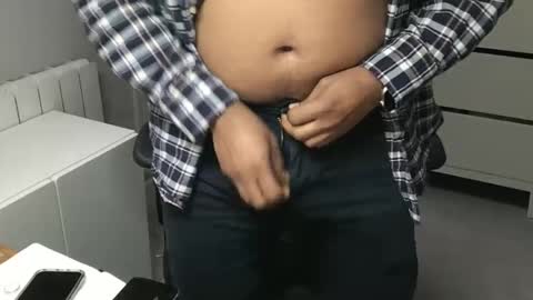 Snapshot of joeshades21 chatting on February 13, 2025, 2:09 pm joeshades21 online show from February 13, 2025, 2:09 pm