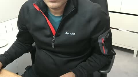 Snapshot of joeshades21 chatting on March 11, 2025, 9:24 am joeshades21 online show from March 11, 2025, 9:24 am