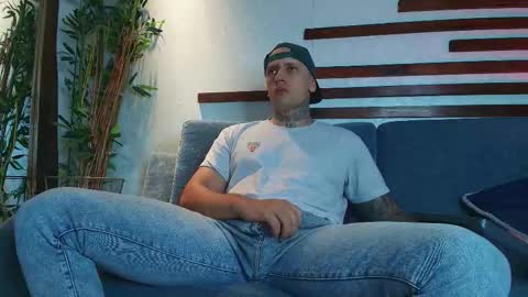     online show from November 9, 2025, 3:05 am