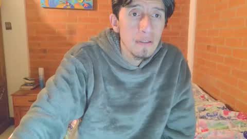 johan70nsexy online show from November 28, 2025, 11:35 am