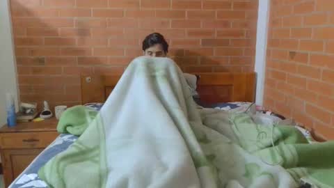 Snapshot of johan70nsexy chatting on February 23, 2026, 3:15 am johan70nsexy online show from February 23, 2026, 3:15 am