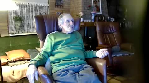johan7 heet online show from December 6, 2024, 8:07 pm