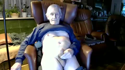 johan7 heet online show from January 7, 2025, 4:05 pm