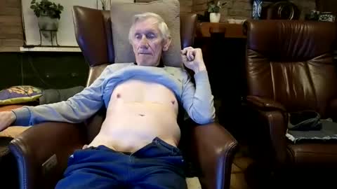 johan7 heet online show from April 11, 2026, 6:56 pm