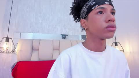 Johan  online show from February 26, 2026, 11:42 am