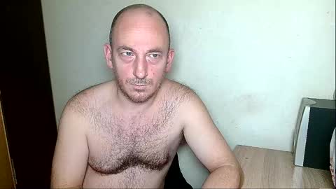 Snapshot of johanbarker chatting on February 4, 2026, 3:51 pm Johan online show from February 4, 2026, 3:51 pm