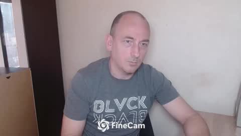 Snapshot of johanbarker chatting on March 1, 2026, 1:02 pm Johan online show from March 1, 2026, 1:02 pm