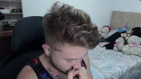 Snapshot of johanleonsweetboy chatting on December 29, 2024, 4:16 am JOHAN independient model online show from December 29, 2024, 4:16 am