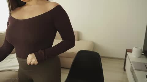 Jo online show from April 8, 2026, 8:36 am