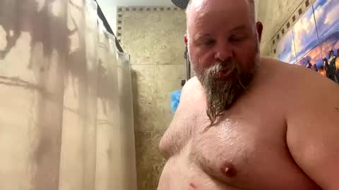 Snapshot of john40a chatting on April 4, 2026, 4:00 am John online show from April 4, 2026, 4:00 am