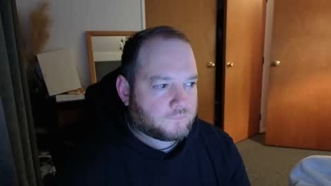 john_bear1 online show from April 12, 2026, 6:40 am