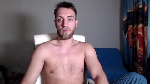 Snapshot of john_green77 chatting on January 18, 2025, 6:32 pm John online show from January 18, 2025, 6:32 pm