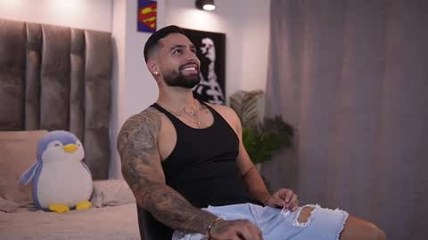 john online show from February 21, 2025, 11:01 am