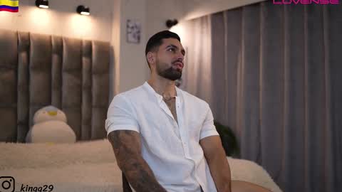 john online show from November 6, 2025, 10:43 pm