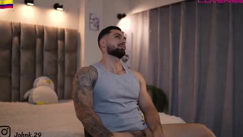 john online show from December 3, 2025, 1:35 am