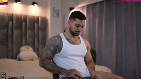 john online show from December 21, 2025, 9:44 pm