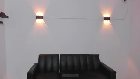 john_ssnow29 online show from March 22, 2026, 10:07 am