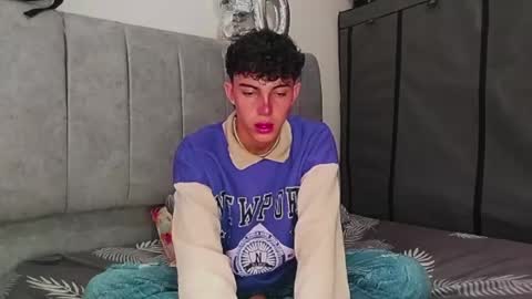 John Vichenso online show from December 13, 2024, 7:32 pm