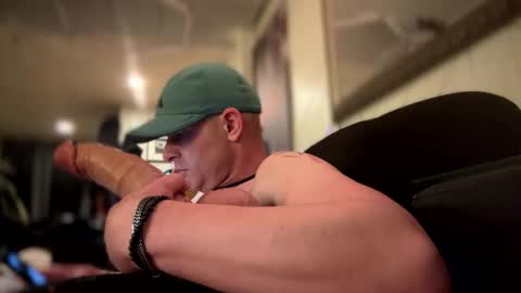 bisexual King  online show from January 12, 2026, 10:20 am