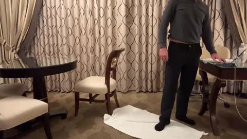 J online show from February 15, 2025, 4:03 am