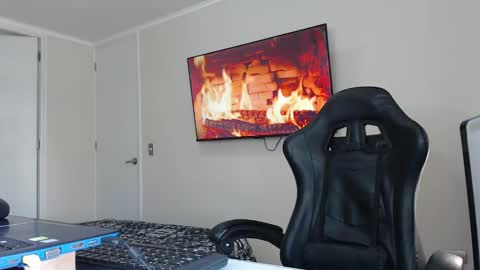 john online show from September 10, 2025, 6:41 pm