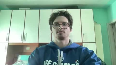 Johnny online show from December 26, 2024, 1:43 pm